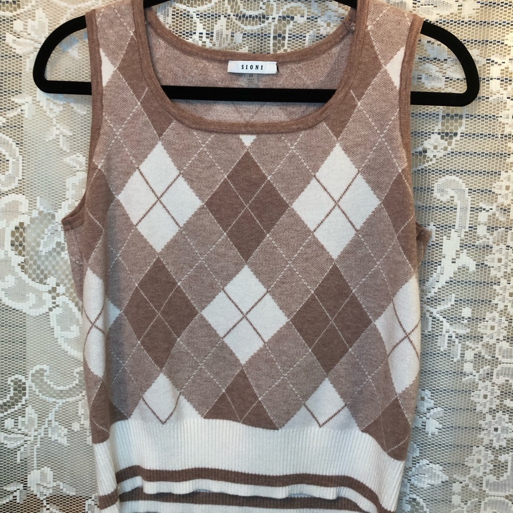 Pink and White Diamond Sweater Vest